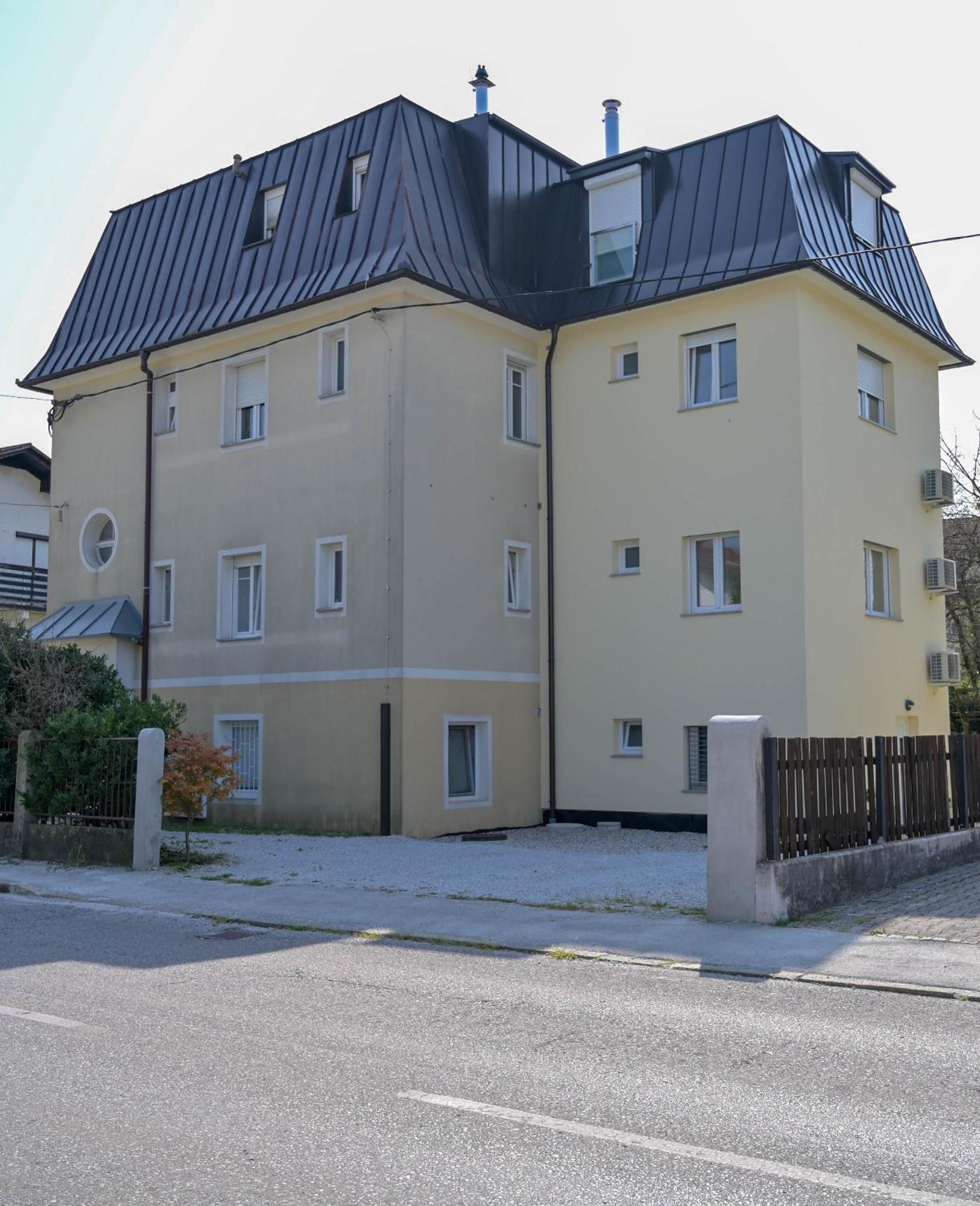 Blue Apartment With Free Parking Ljubljana Exterior photo
