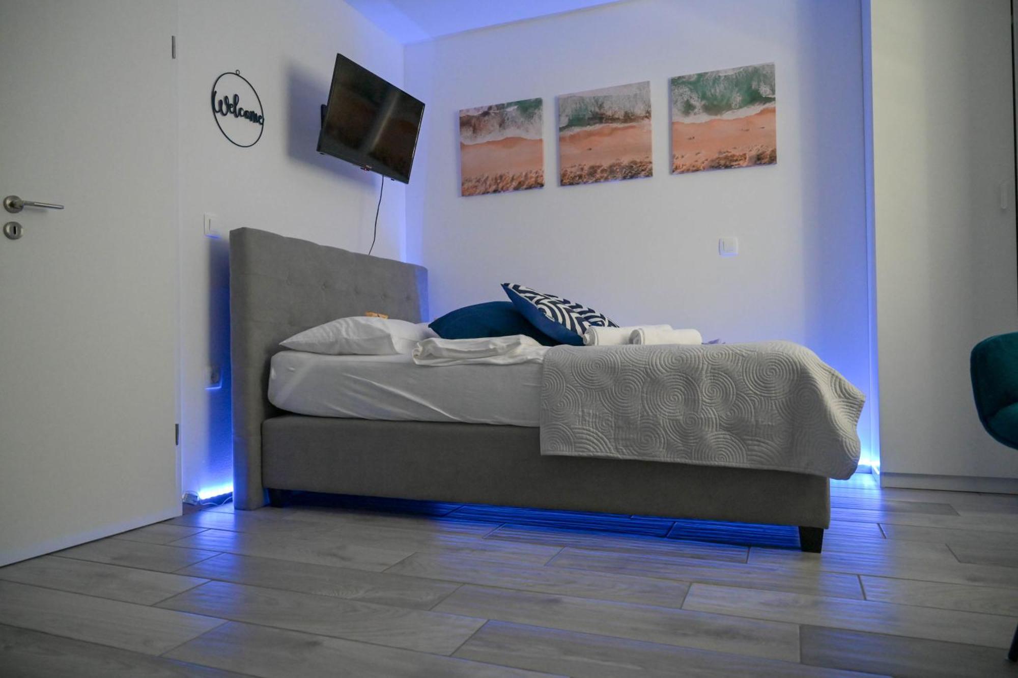 Blue Apartment With Free Parking Ljubljana Exterior photo